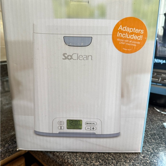 SoClean CPAP Cleaner with Adapters - Picture 1 of 5